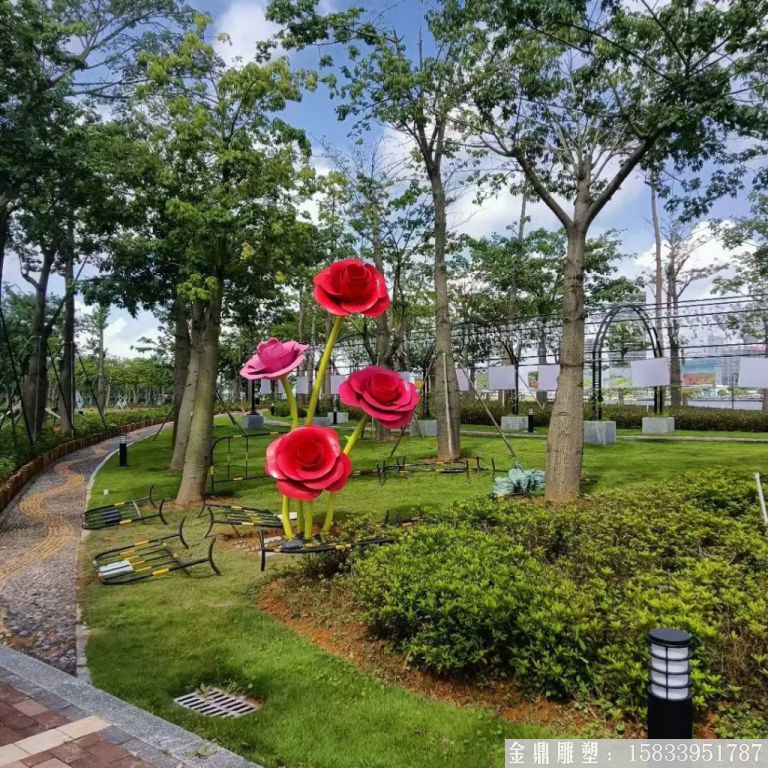 不銹鋼仿真玫瑰花雕塑，公園花朵雕塑